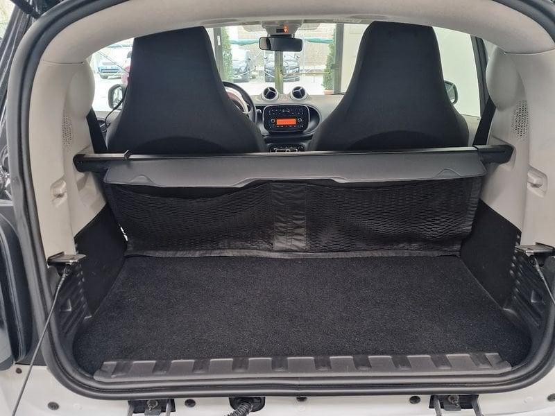 smart fortwo fortwo 70 1.0 Youngster