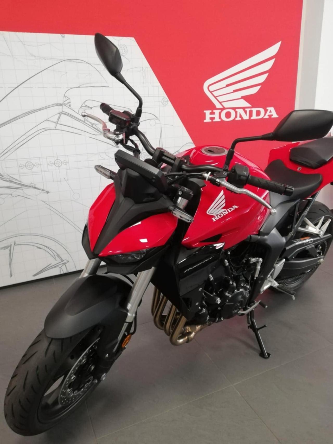 Honda CB 1000 HORNET- 2025 - 1903 KM