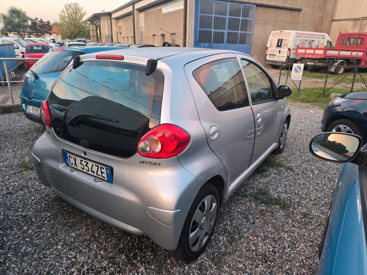 Toyota Aygo 1.0 12V VVT-i 5 porte Sol