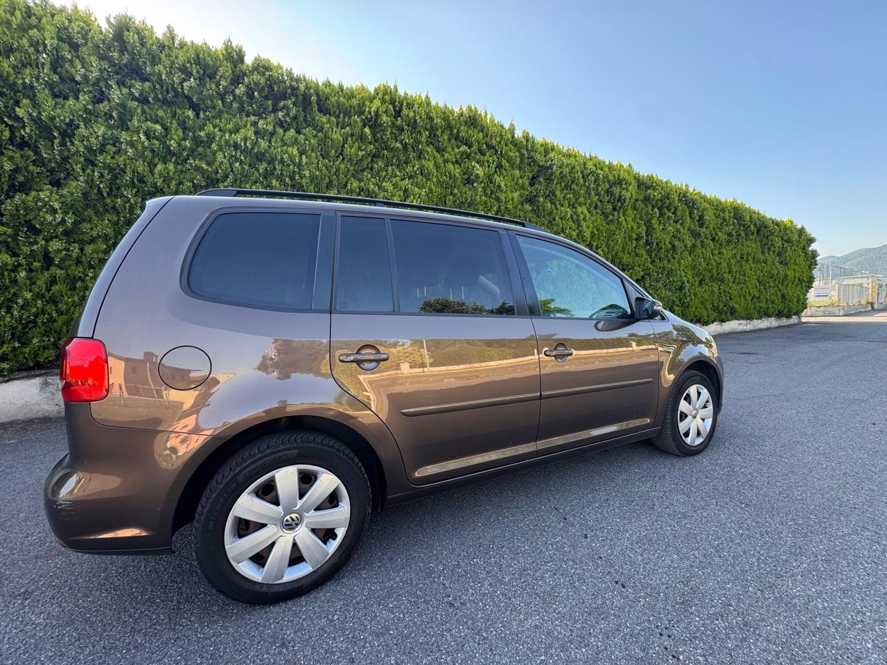 Volkswagen Touran 1.6 d, euro 5, anno 2012, 7 posti, cambio automatico!