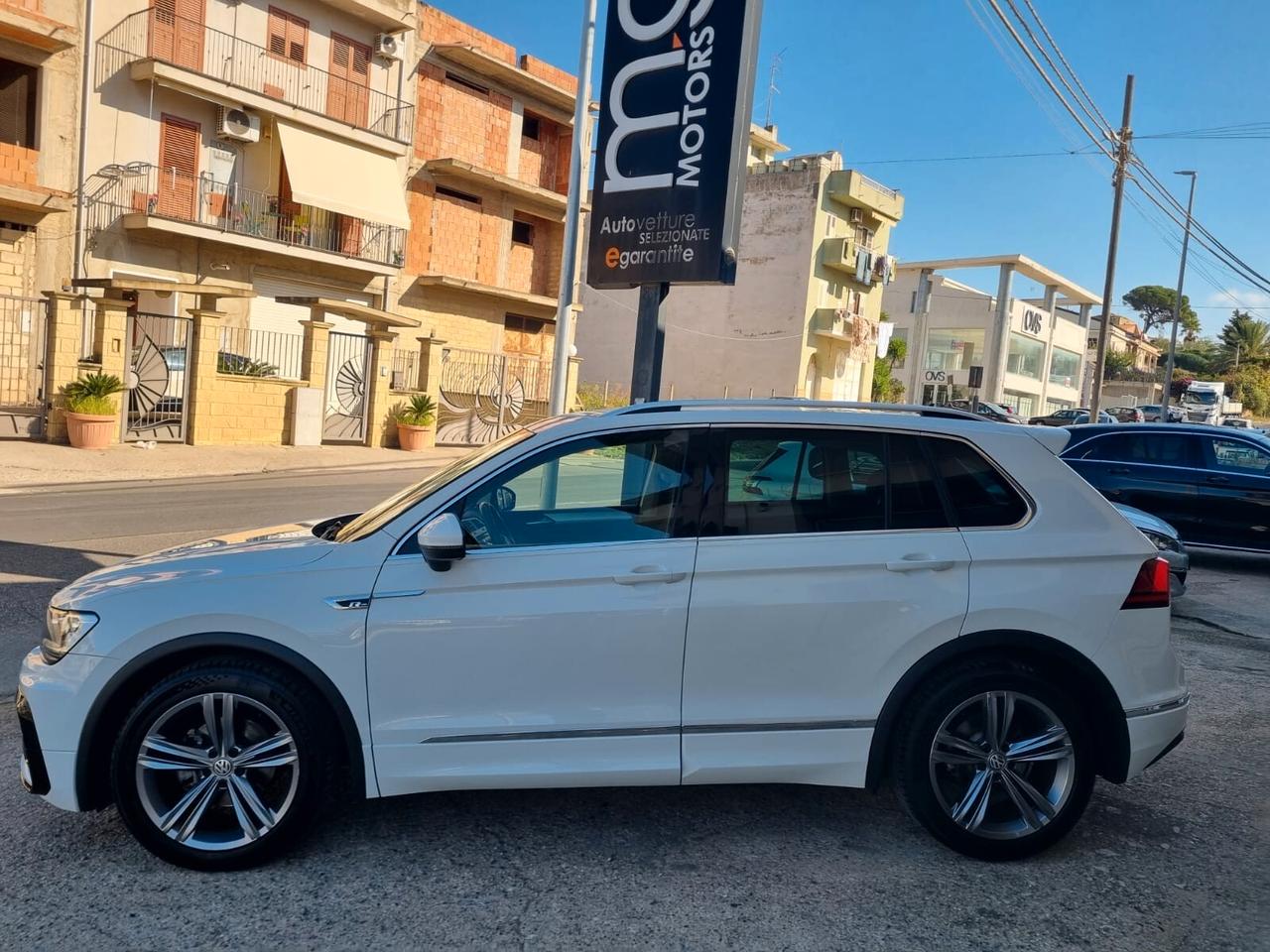 Volkswagen Tiguan 2.0 TDI SCR DSG Sport R Line