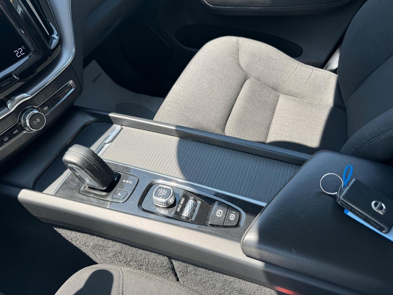 Volvo XC60 B4 AWD Diesel-Hybrid Momentum