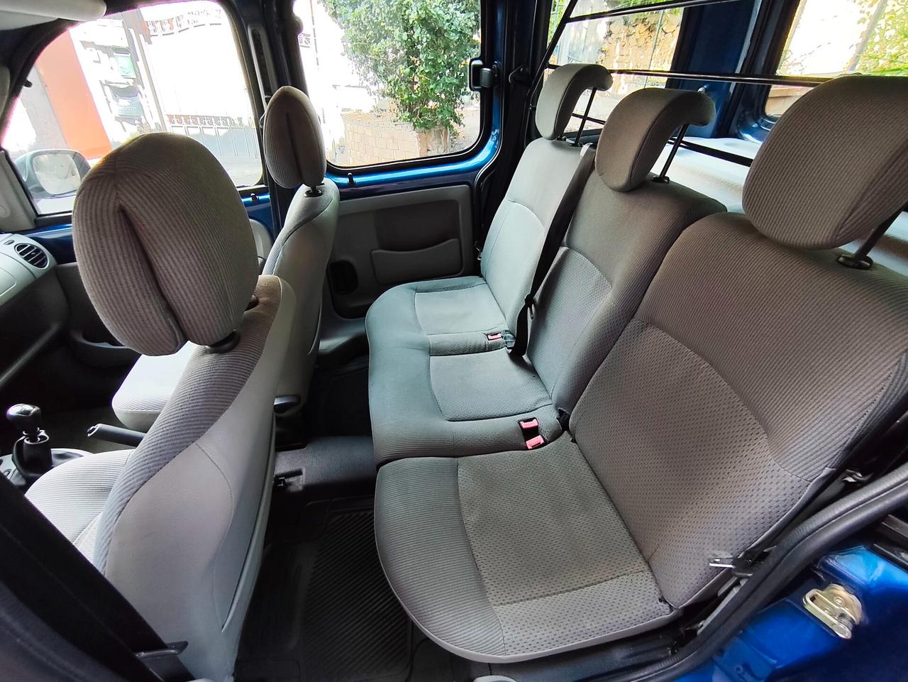 Renault Kangoo 1.5 dCi 82cv Leggi