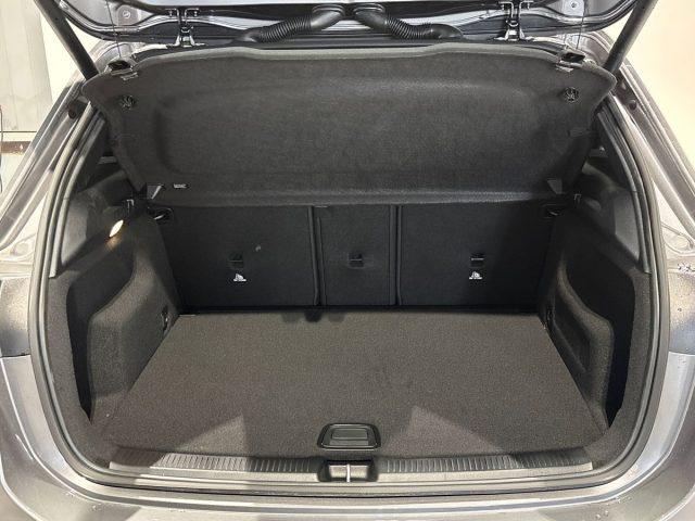 MERCEDES-BENZ B 180 d Automatic Street Edition