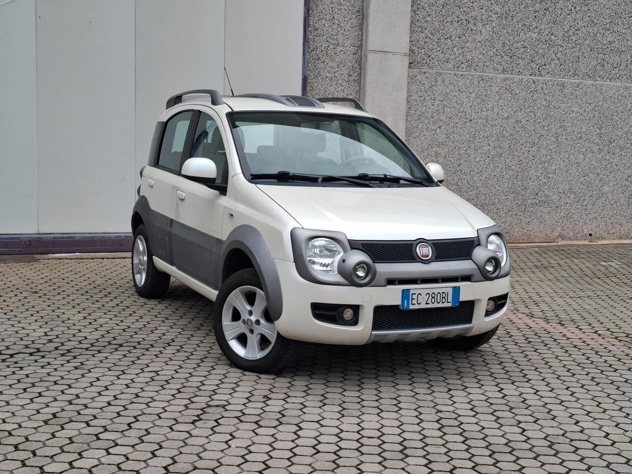 Fiat Panda 1.3 MJT 16v Cross *4X4*