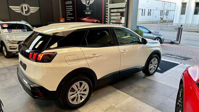 Peugeot 3008 1.5 BlueHDi 130CV S&S EAT8 Business