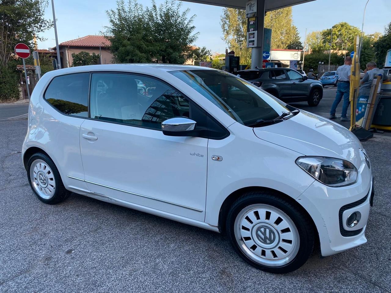 Volkswagen up! 1.0 75 CV 3p. high