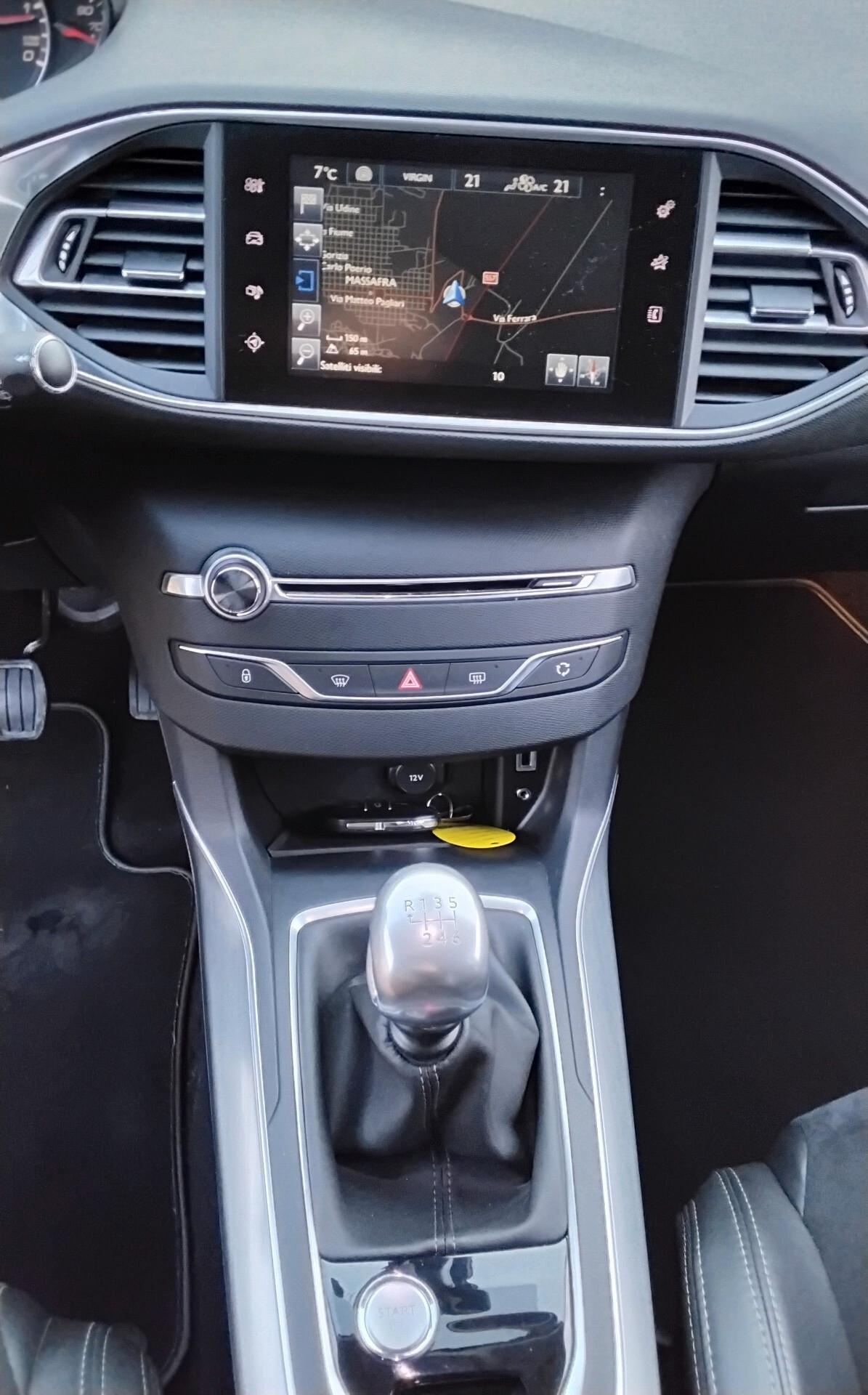 Peugeot 308 BlueHDi 120 S&S Allure