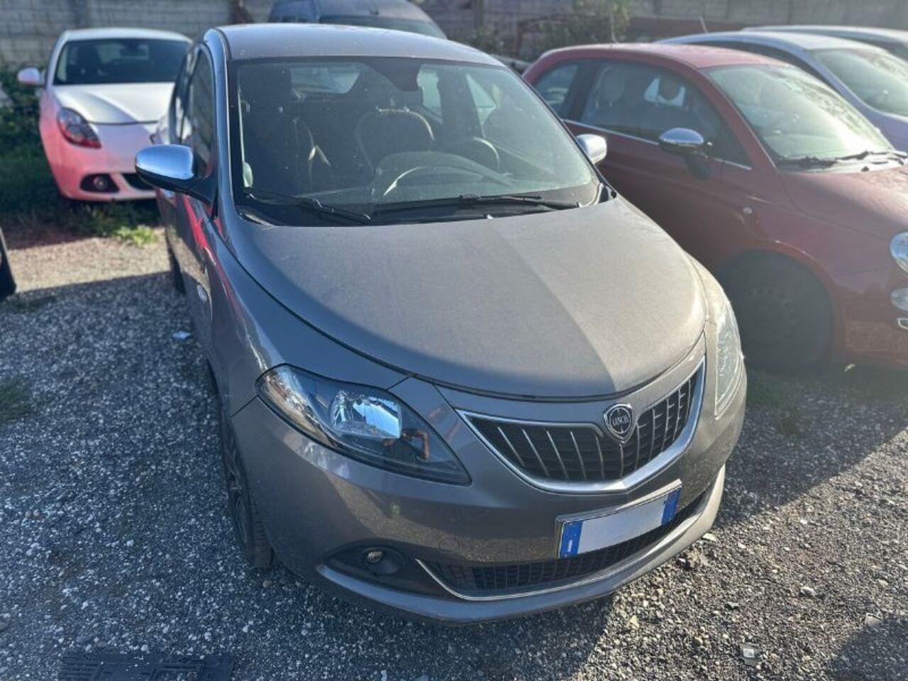 LANCIA Ypsilon 3ª serie - Ypsilon 1.0 FireFly 5 porte S&S Hybrid Ec