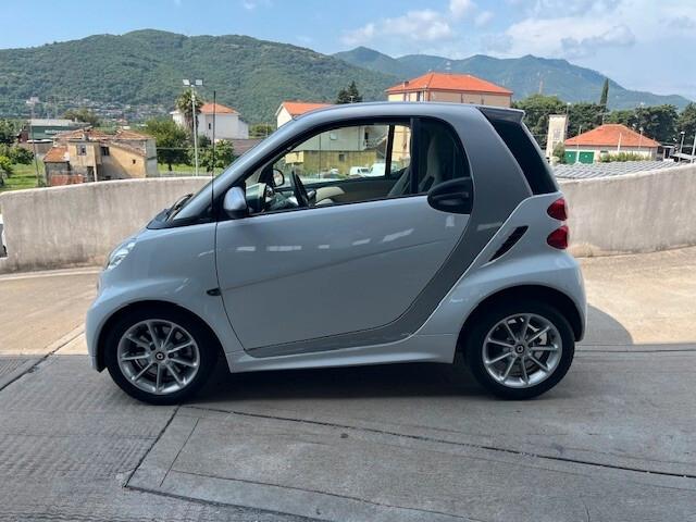 Smart ForTwo 1000 52 kW coupé passion