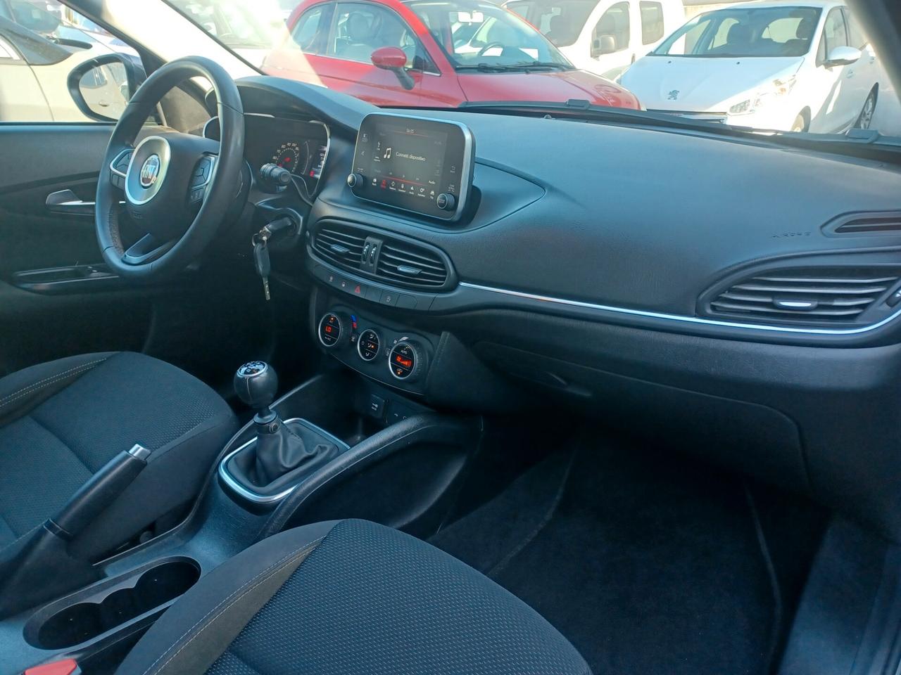 FIAT TIPO 1.6 M.JET. LOUNGE ANNO 2021