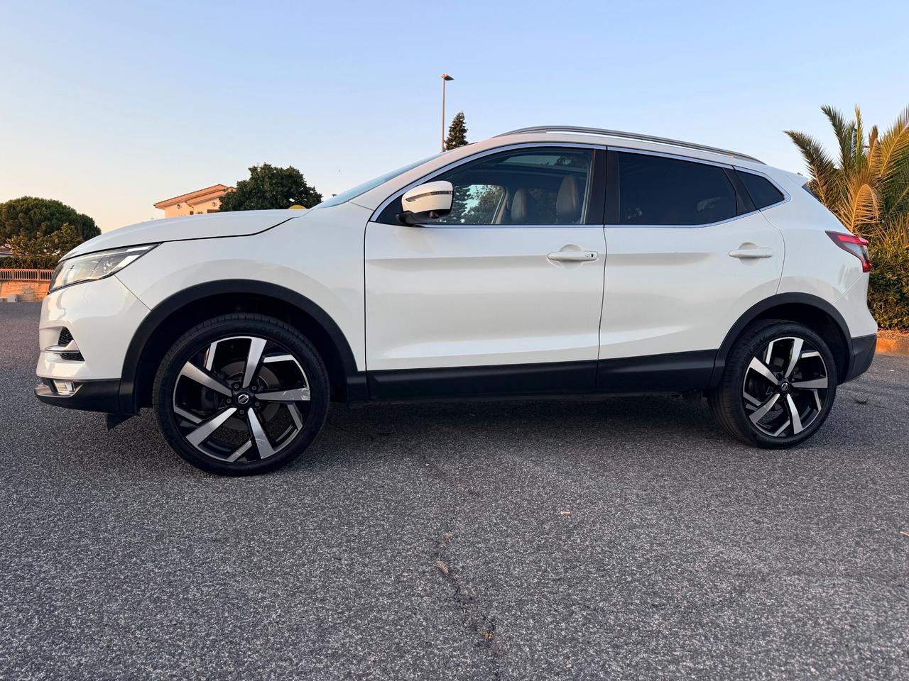 Nissan Qashqai 1.6 dCi 131cv Tekna+ FULL