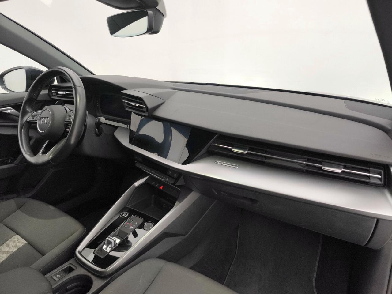 Audi A3 Sportback 35 1.5 tfsi mhev Business s-tronic