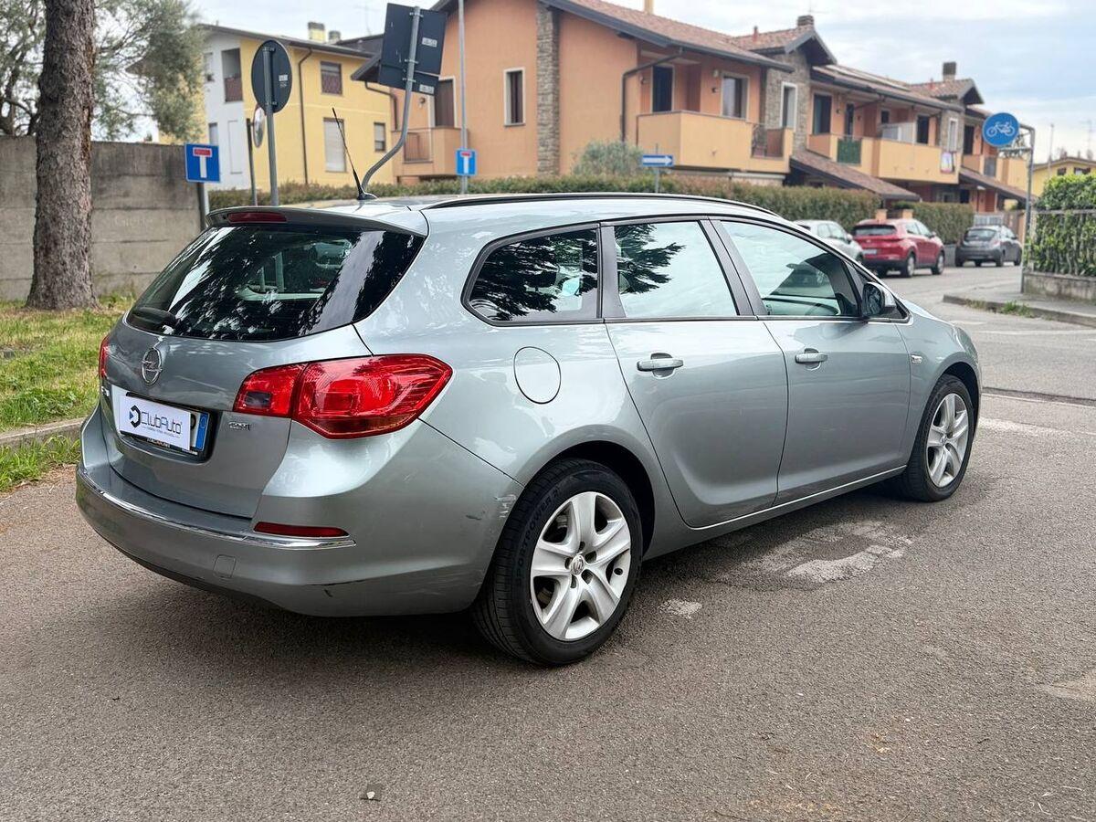 Opel Astra 1.7 cdti Cosmo 110cv