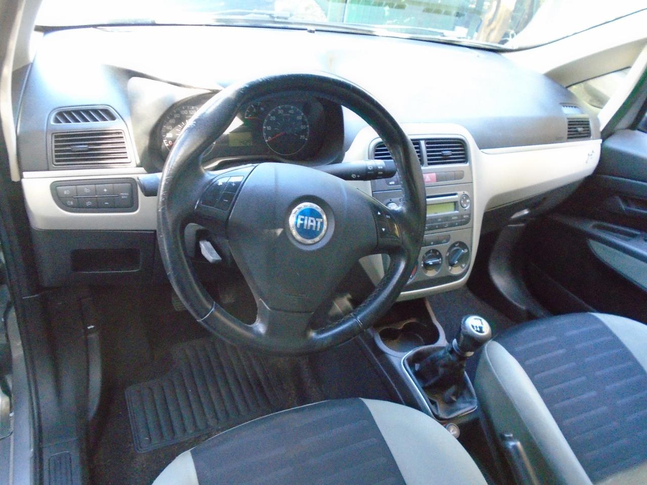 Fiat Punto 1.2 Dynamic 65cv 5p