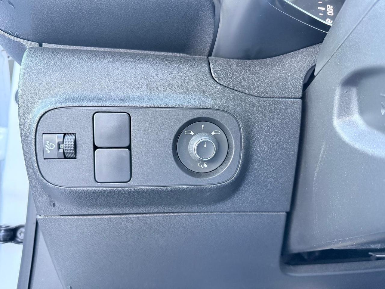 Citroen C3 1.2 puretech Shine s&s 83cv