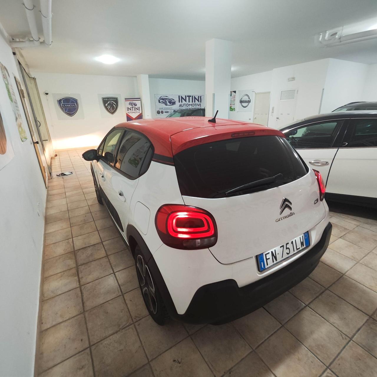 Citroen C3 BlueHDi 75 S&S Shine 12 mesi di garanzia