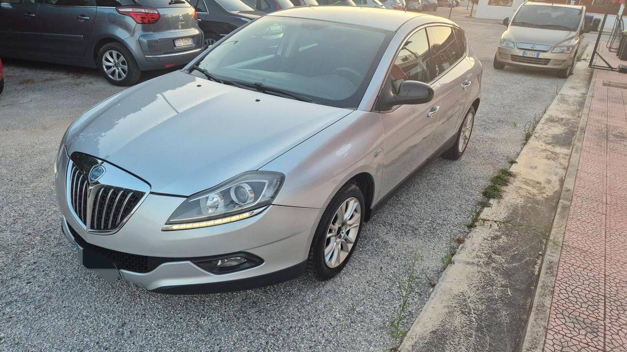 Lancia Delta 1.6 MJT DPF Gold