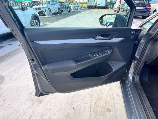 VOLKSWAGEN Golf Life 2.0 TDI 116cv SCR 7-speed DSG - GG667DH