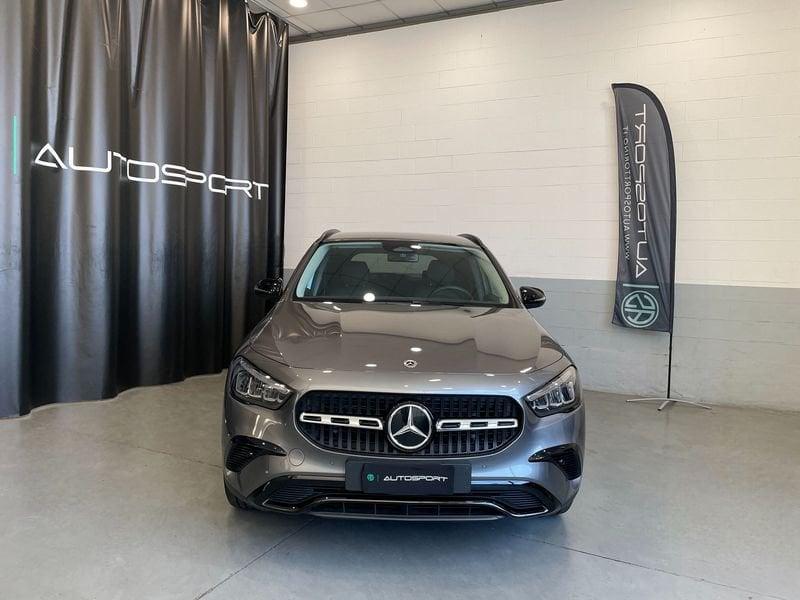 Mercedes-Benz GLA GLA 180 Automatic Progressive Advanced