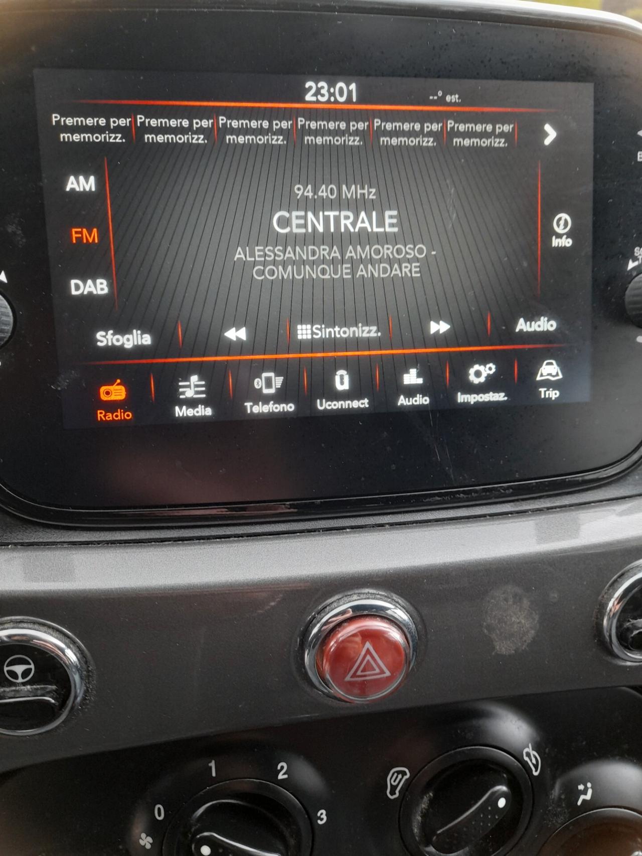 Fiat 500 1.0 Hybrid Lounge Neopatentati