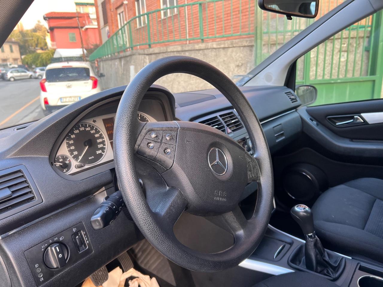 Mercedes-benz B 180 CDI Sport unico propietario