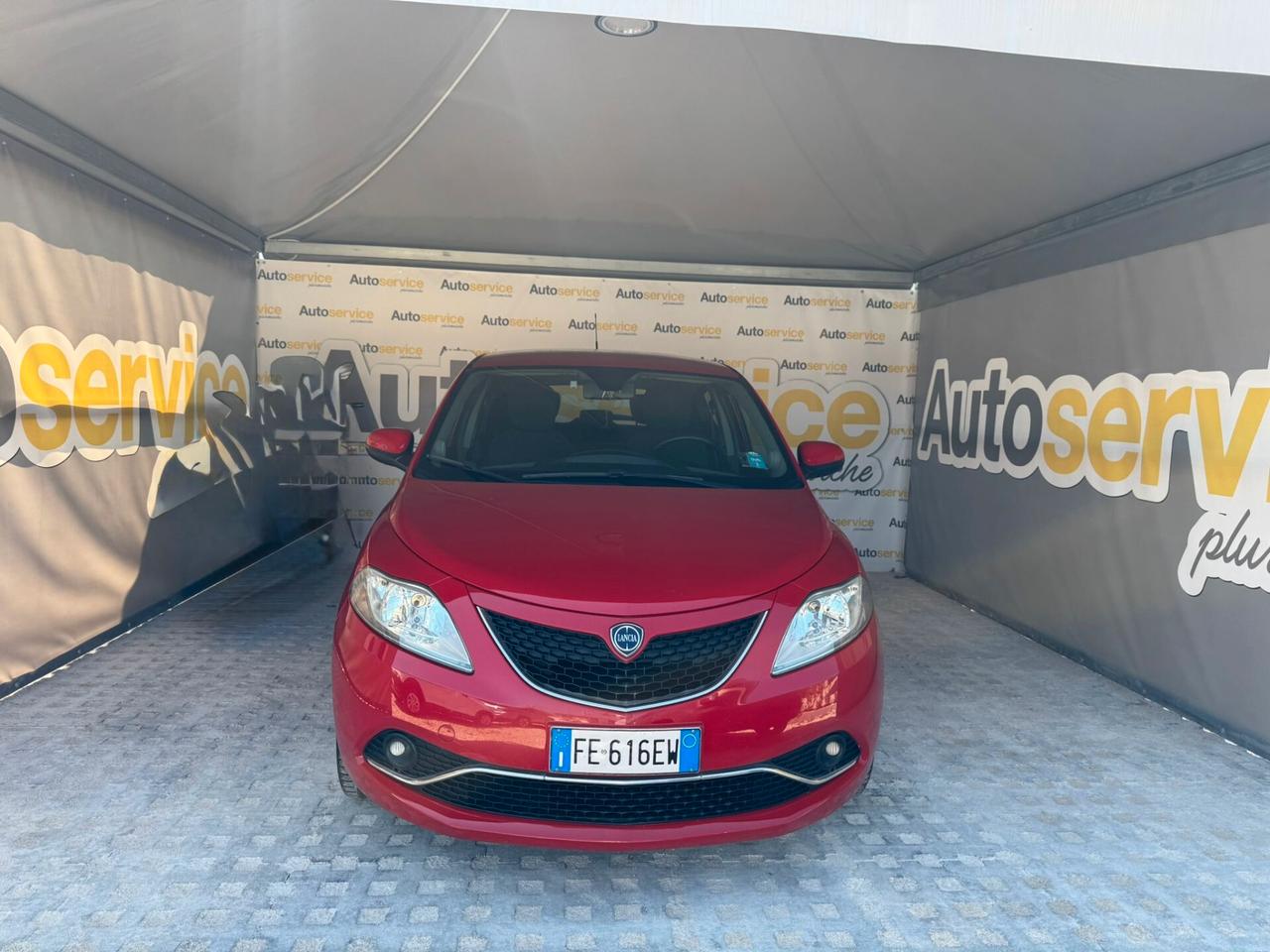 Lancia Ypsilon 1.2 69 CV 5 porte GPL Ecochic Gold