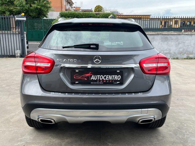 MERCEDES-BENZ GLA 180 d Sport