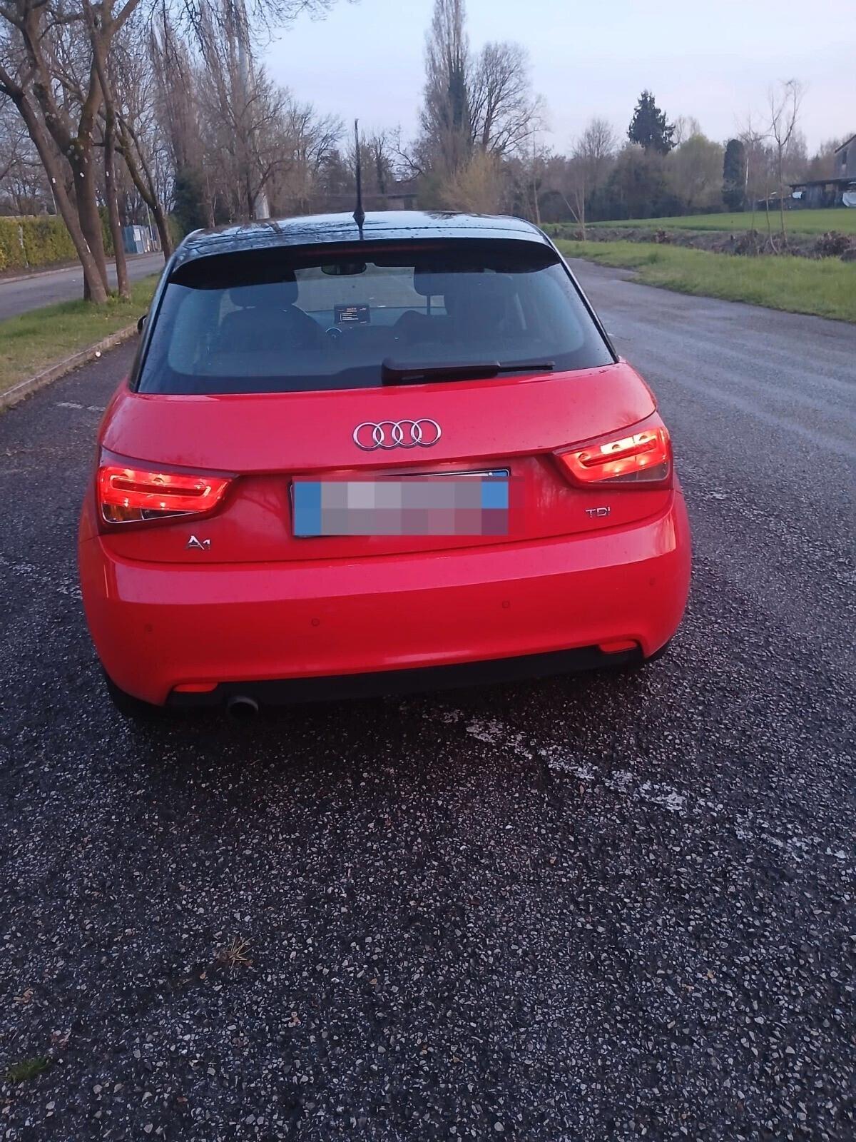 Audi A1 1.6 TDI 105 CV S line edition plus