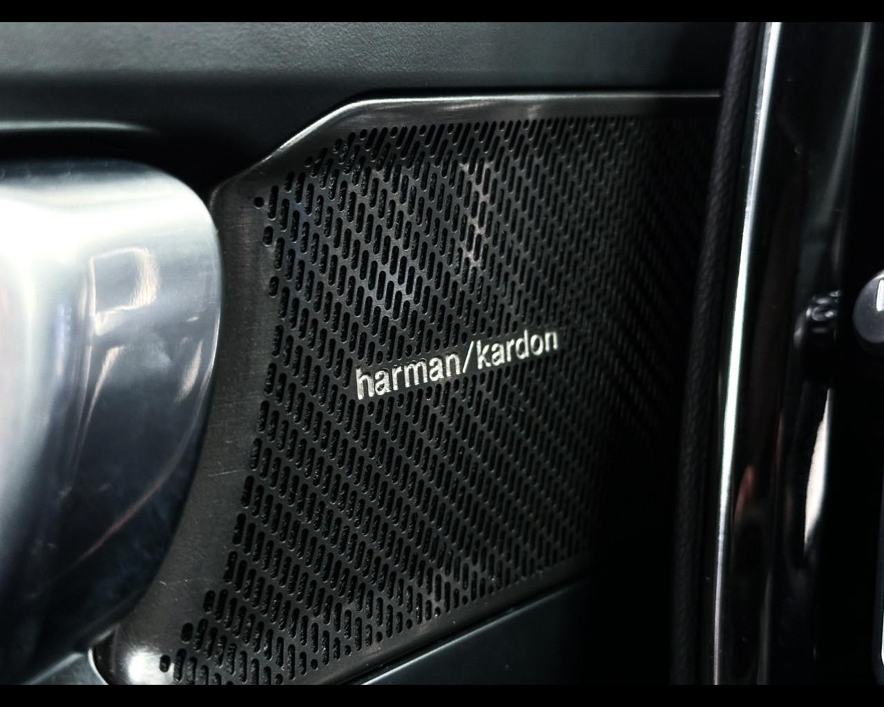 VOLVO XC40 (2017-->) - XC40 T5 Recharge Plug-in Hybrid automatico Plus Dark