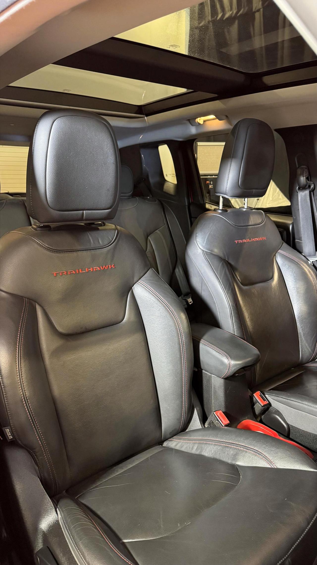 Jeep Renegade 2.0 mjt Trailhawk 4wd 170cv auto Gancio Traino