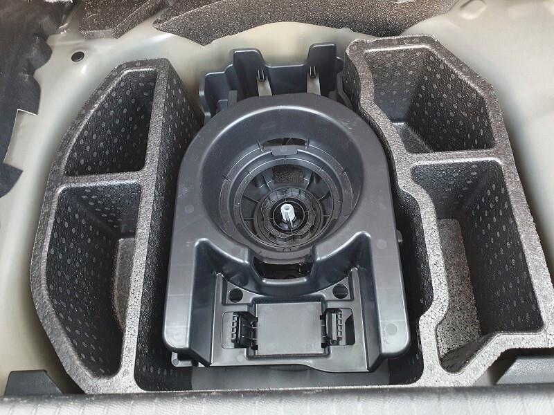 PEUGEOT 208 1.2 PureTech 75 S&S LED TOUCH 7 PARK