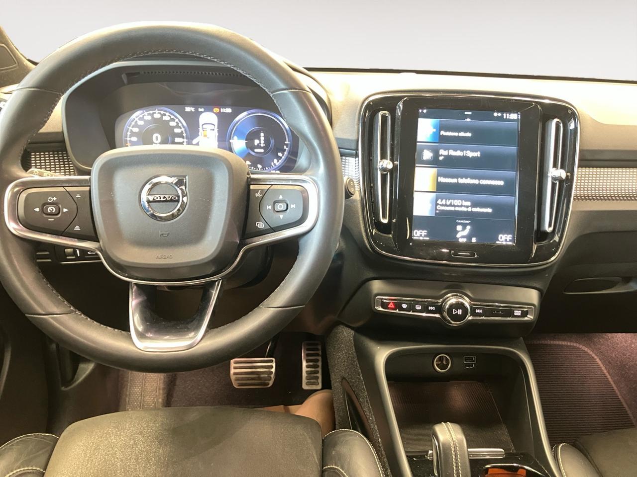 Volvo XC40 1.5 t4 phev R-design auto my21