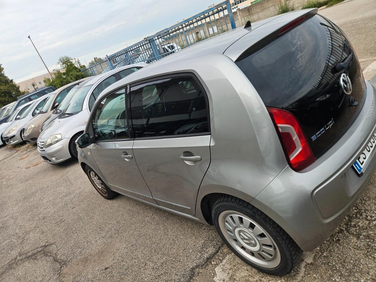 Volkswagen up! Eco move up