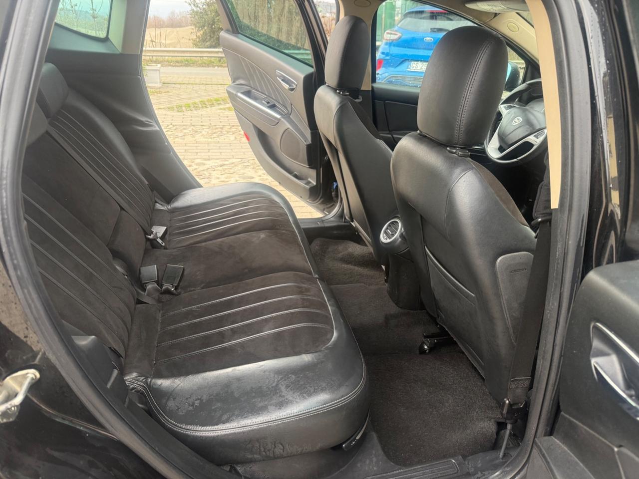 Lancia Delta 1.6 MJT DPF Platino