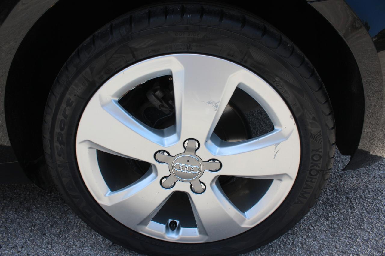 Audi A3 SPB 1.4 TFSI S TRONIC G TRON AMBITION