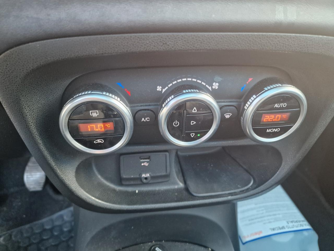 Fiat 500L 1.4 T-Jet 120 CV GPL Lounge