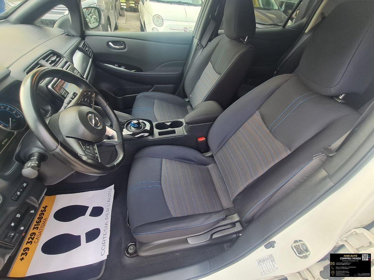 NISSAN Leaf Tekna 40 kWh-Elettrica-19.000 Km