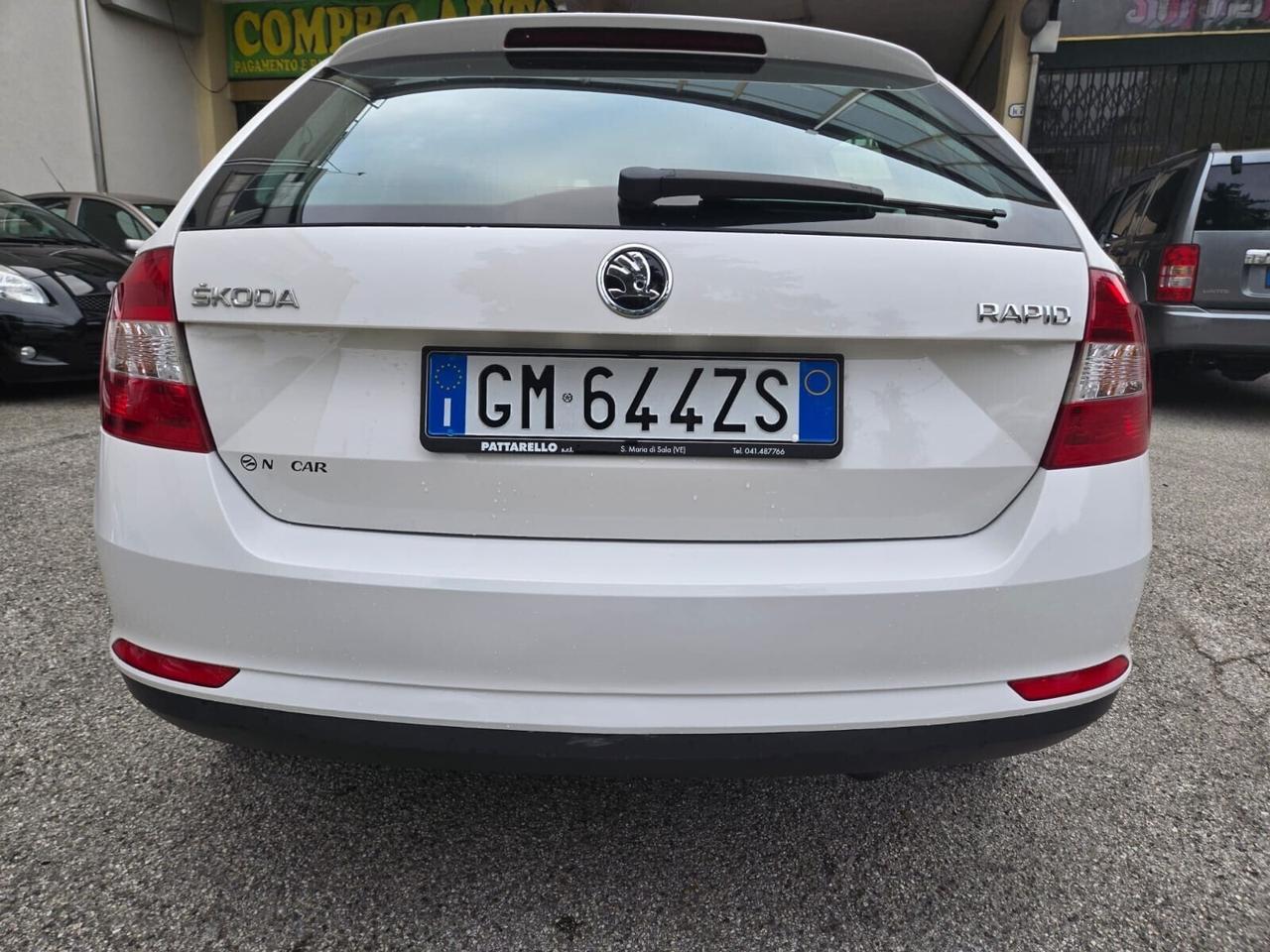 Skoda Rapid 1.6 TDI 115 CV Gancio Traino