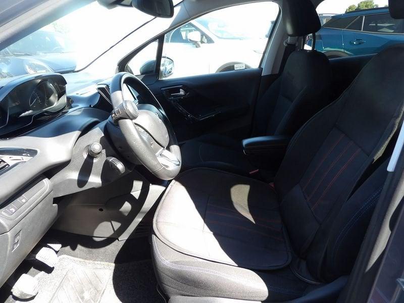 Peugeot 208 Signature PureTech 82cv S/S