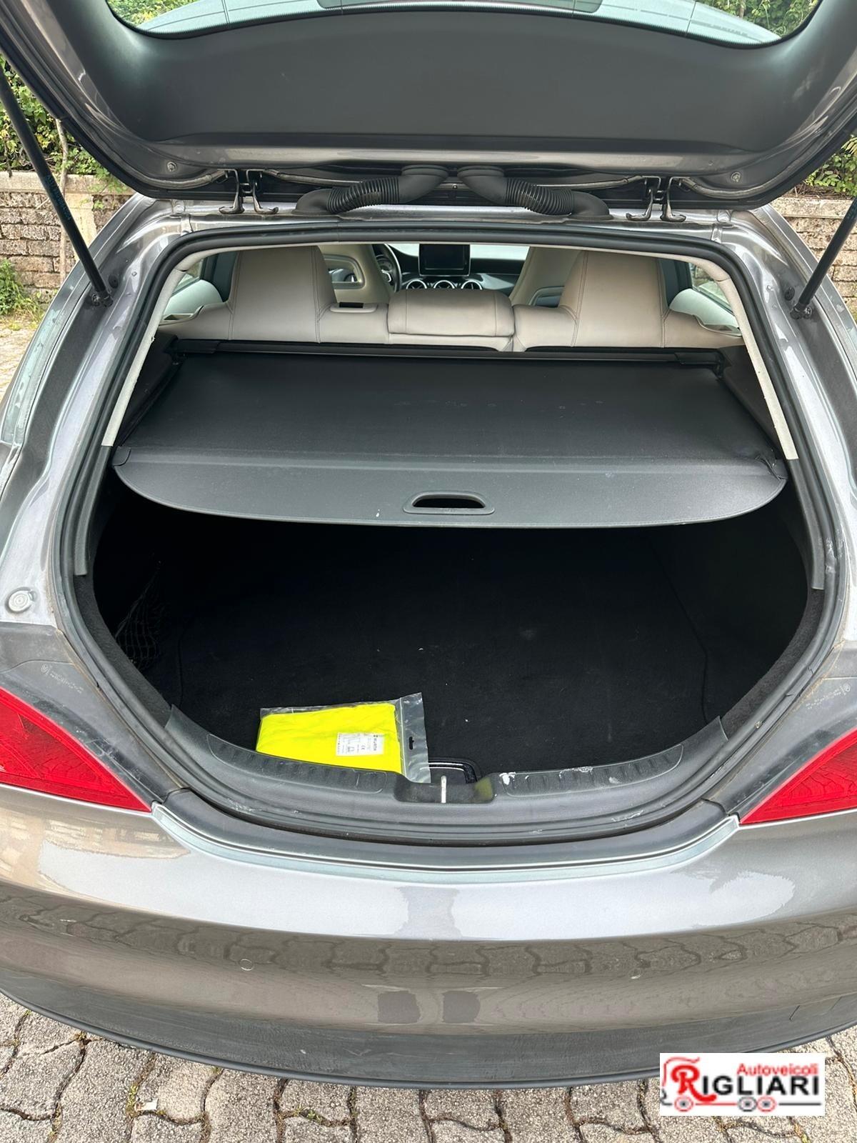 Mercedes-benz CLA 180 d Automatic Business