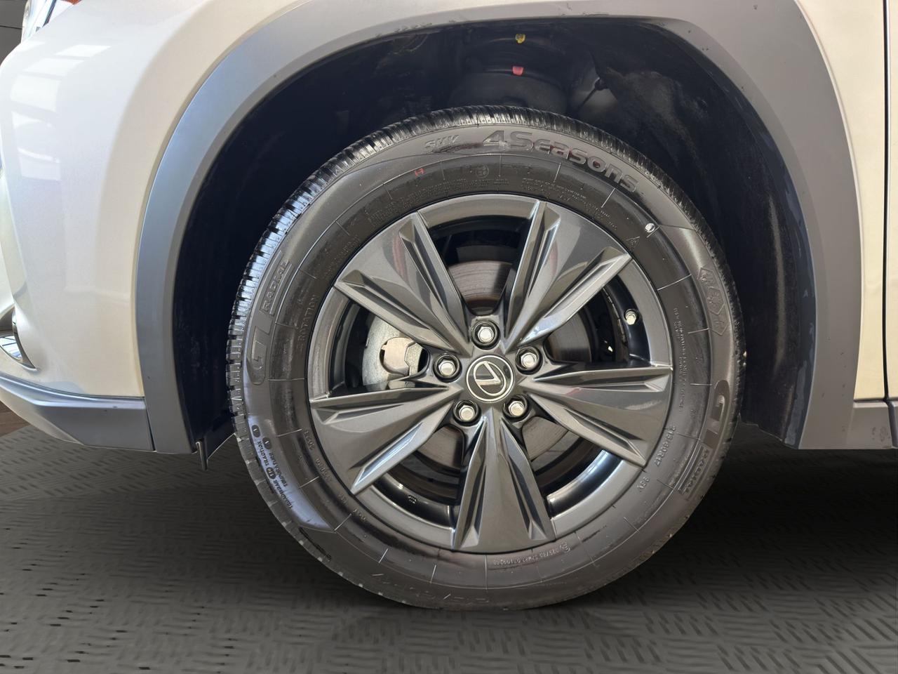 Lexus UX 250h 2.0 Urban 2wd cvt