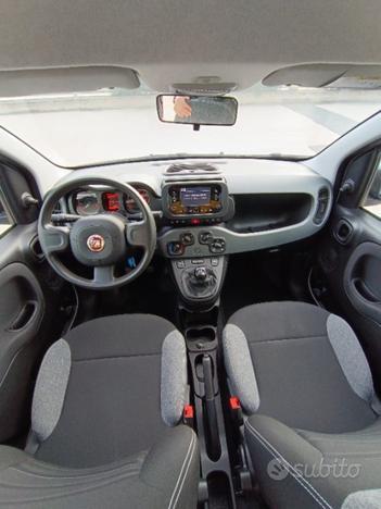 FIAT Panda 1.0 FireFly S&S Hybrid Garmin i.m