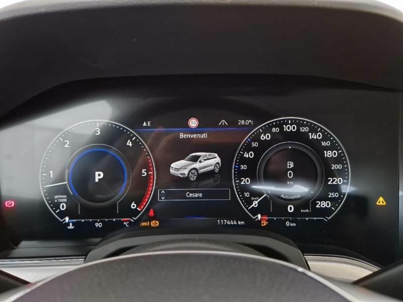 VOLKSWAGEN TOUAREG 3.0 V6 TDI SCR 170kW Advanced DSG