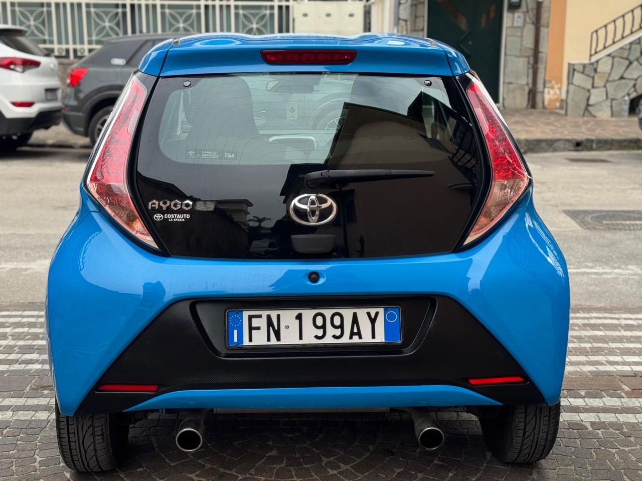 Toyota Aygo 1.0 VVT-i 72 CV 5 porte x-cool