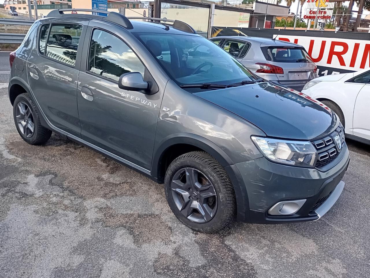 Dacia Sandero Stepway 1.5 dCi 90CV Explorer Aut.