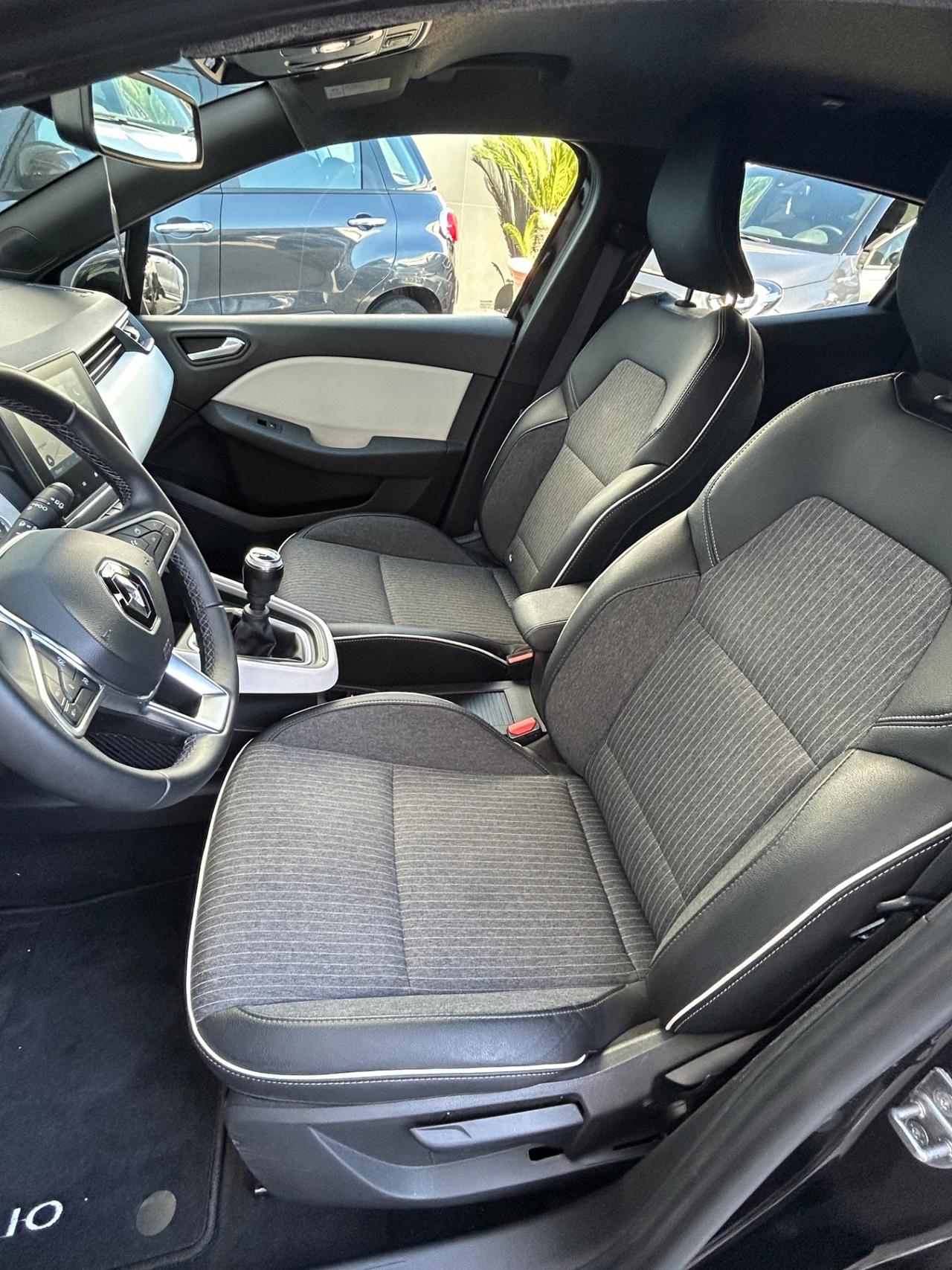 Renault Clio TCe 90 CV 5 porte Techno