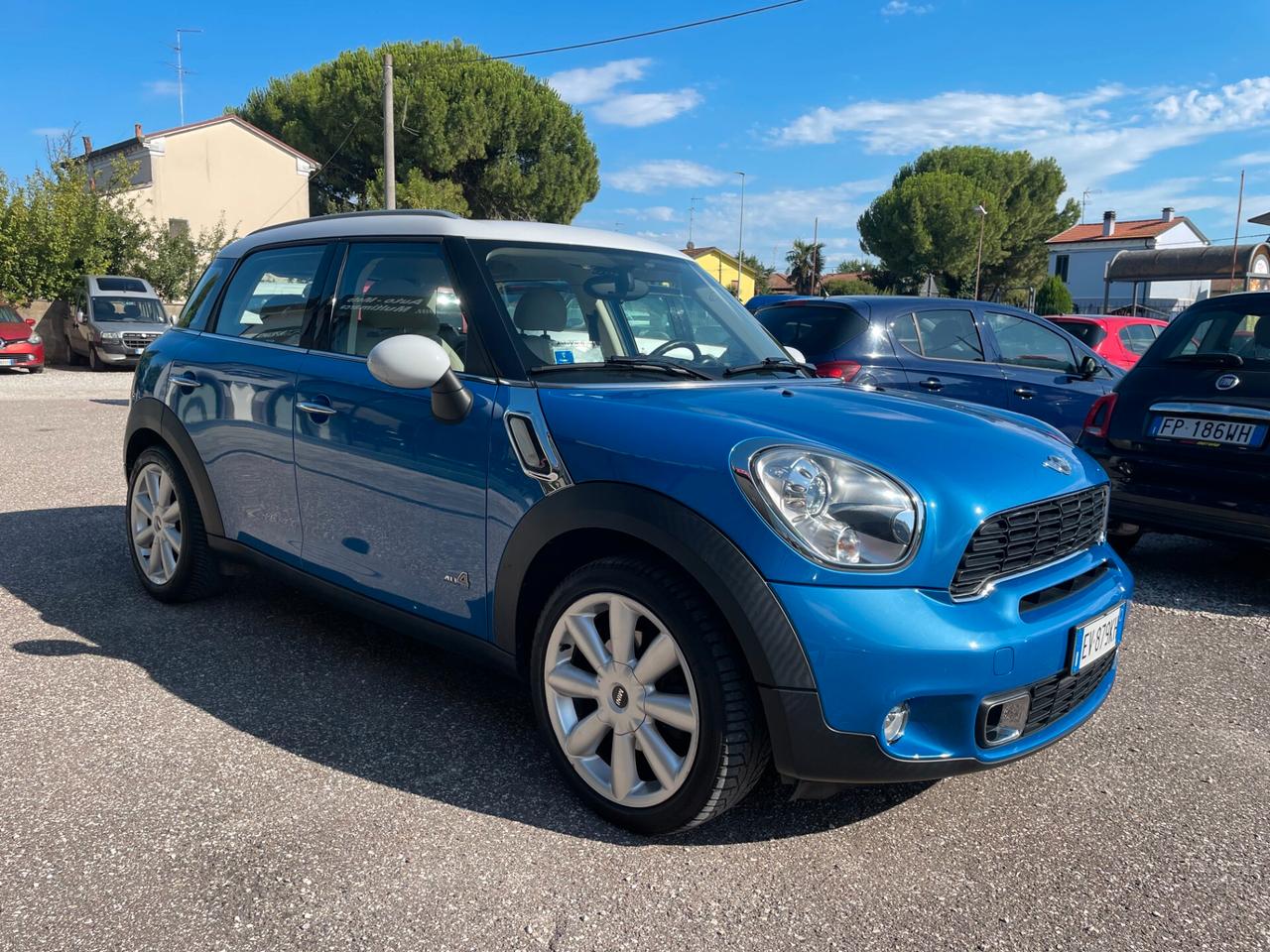 Mini Cooper SD Countryman Mini 2.0 Cooper D Countryman ALL4 Automatica X NEOPTATENTATI