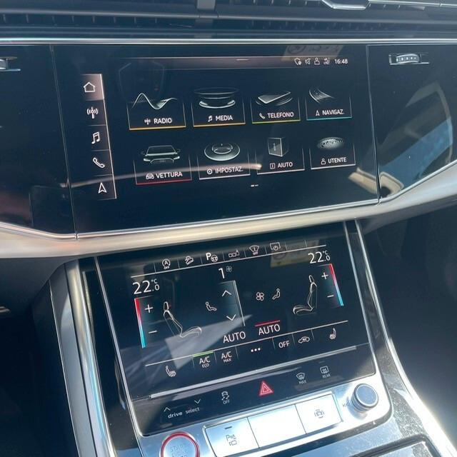 Audi Q8 SQ8 TDI quattro tiptronic sport attitude