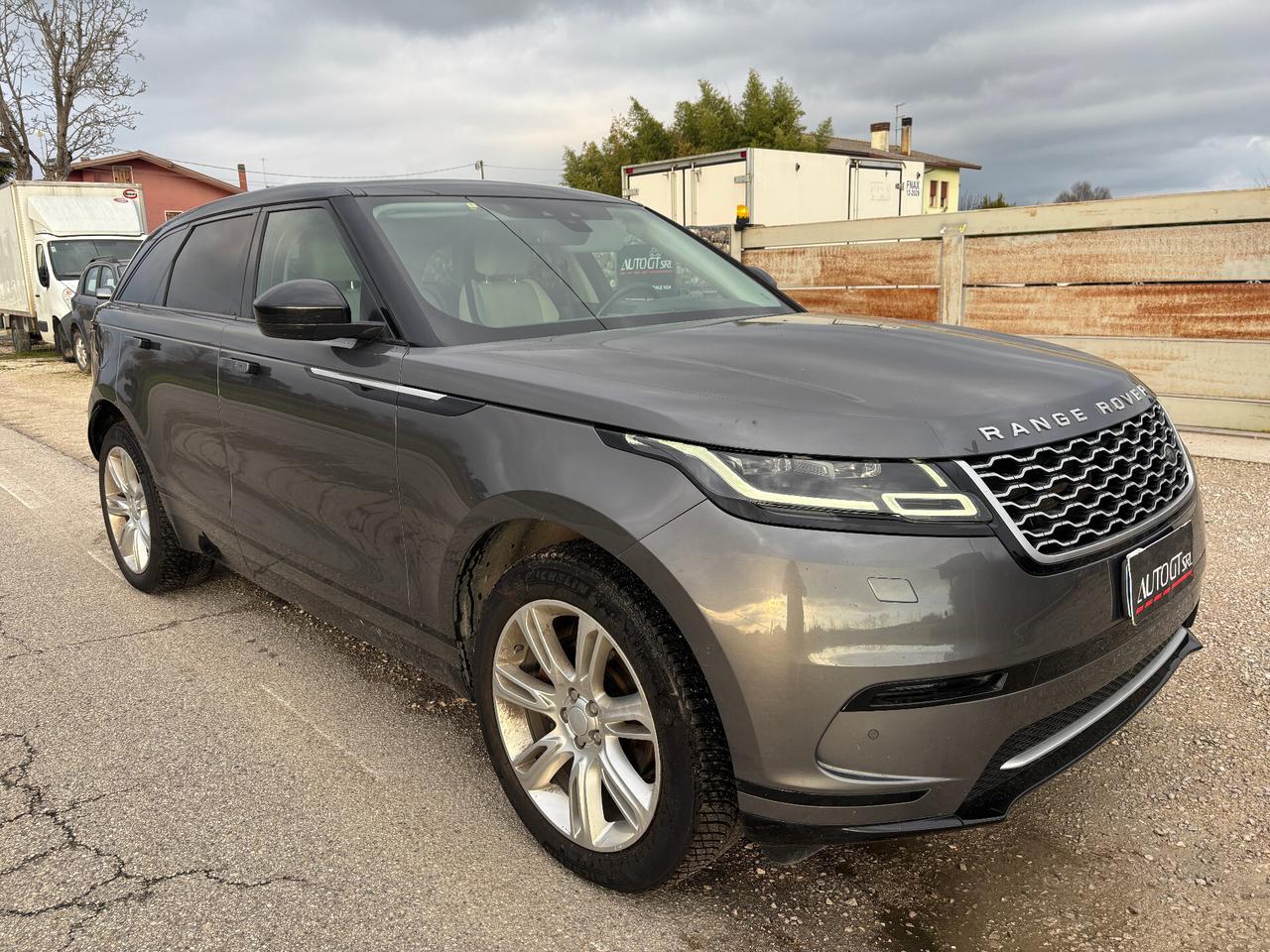 Land Rover Range Velar 2.0D I4 240 CV HSE